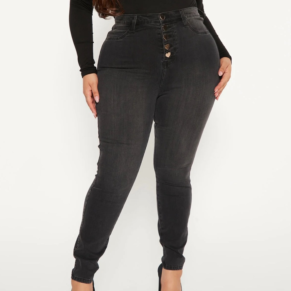 Heart Button Skinny Jeans